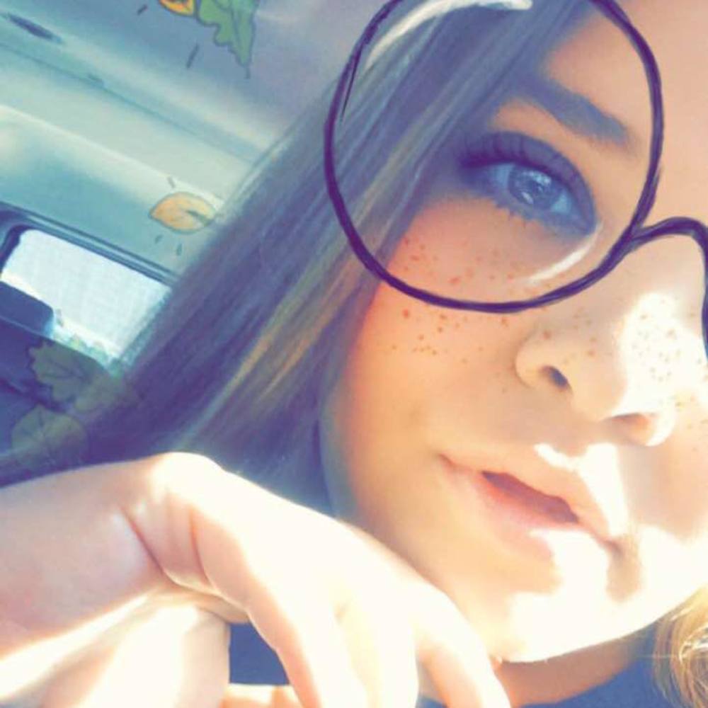 Meet your Posher, Monique